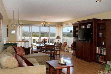 Panoramic Dune and City Views from the 12' glass s