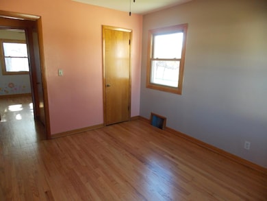 2309 E Leroy Ave, Saint Francis, WI 53235 - photo 7