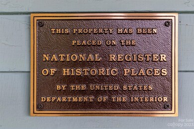 522 S Mulberry St, Statesville, NC 28677 - photo 5