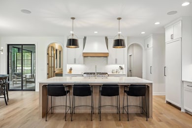 18540 Azure Rd, Wayzata, MN 55391 - photo 4