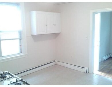 196 Hampshire St unit 1, Cambridge, MA 02139 - photo 5