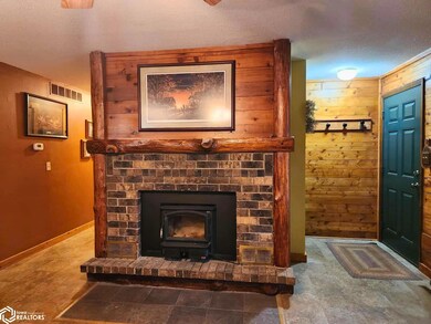 21450 490th St, Chariton, IA 50049 - photo 3