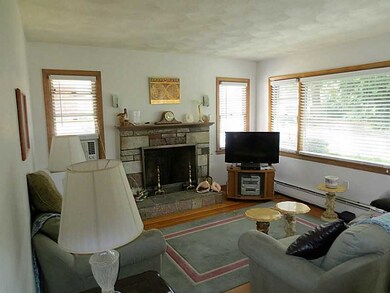 7 Richardson Dr, Johnston, RI 02919 - photo 5