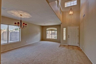 06-Front Room_Dining