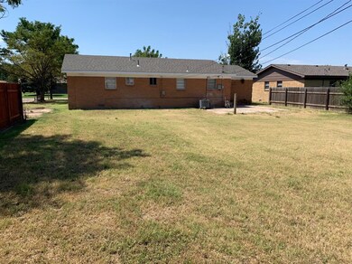 1106 S Madison St, Hugoton, KS 67951 - photo 4