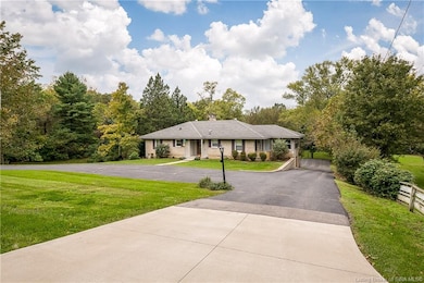 1013 Mount Tabor Rd, New Albany, IN 47150 - photo 3