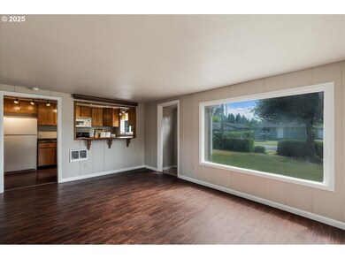 3270 Pine St, Longview, WA 98632 - photo 7