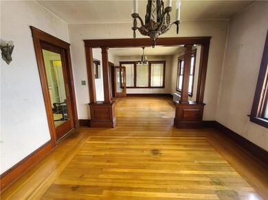 249 Roger Williams Ave, Providence, RI 02907 - photo 7