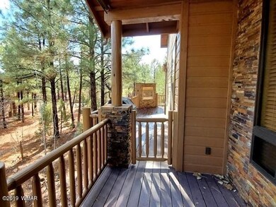 004_Front PorchEntry to Back Deck