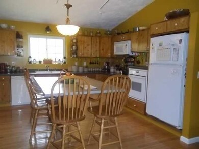 Kitchen Kitchen with Island