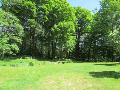 10 Hale Rd, Putney, VT 05346 - photo 5