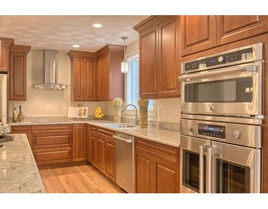55 Winterberry Ln, Tewksbury, MA 01876 - photo 5