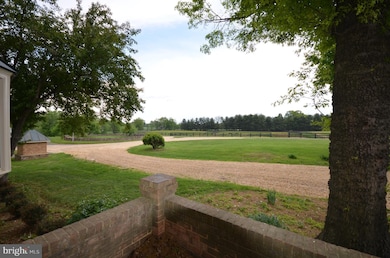 37901 Charisma Ln, Middleburg, VA 20117 - photo 7