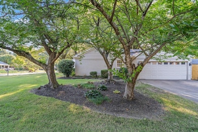 5170 Sequoia Rd, Memphis, TN 38117 - photo 7