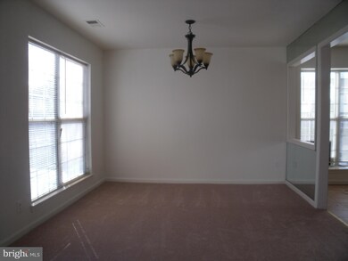 8210 Crossbrook Ct unit 201, Lorton, VA 22079 - photo 7