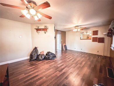 760 Penn Ave, Midland, PA 15059 - photo 5