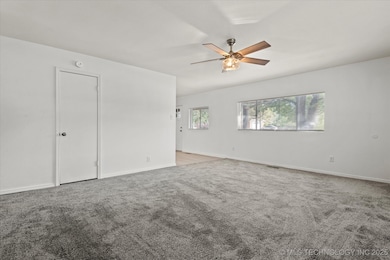 1719 SE Hilltop Dr, Bartlesville, OK 74006 - photo 6