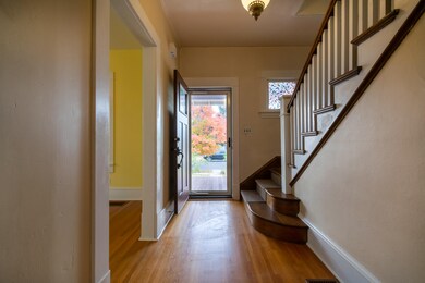 7 FRONT ENTRY
