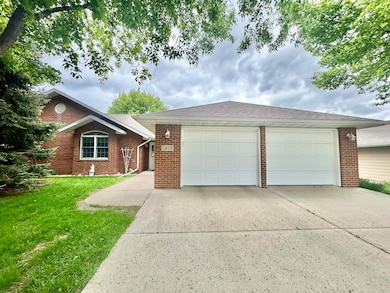 1612 Cypress Pt