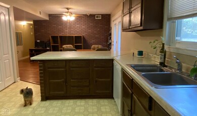 2012 Mitzi Ln, Jonesboro, AR 72401 - photo 7