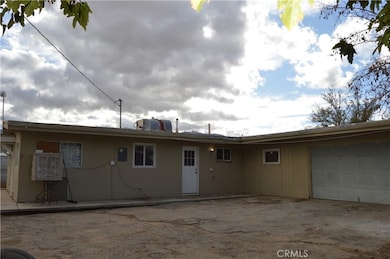 10380 Baker Rd, Lucerne Valley, CA 92356 - photo 3