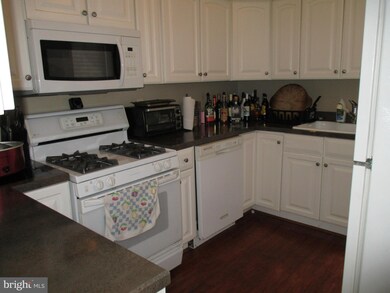 417 S Ann St, Baltimore, MD 21231 - photo 7