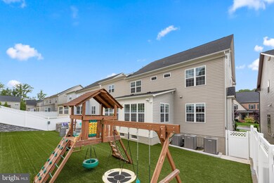 12228 Juniper Blossom Place, Clarksburg, MD 20871 - photo 5