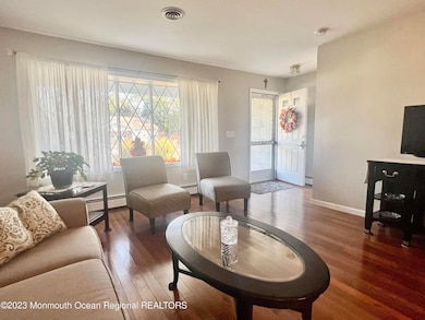 170 Castleton Dr, Toms River, NJ 08757 - photo 5