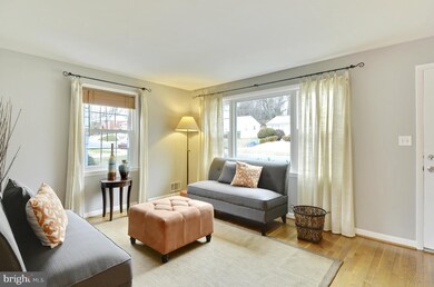 3304 Glenway Dr, Kensington, MD 20895 - photo 2