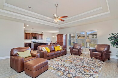 426 Chickadee St-02