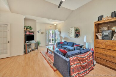 8306 E 74th Place, Tulsa, OK 74133 - photo 4