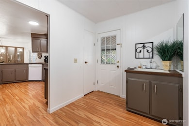 5516 Chelan Ln SE, Lacey, WA 98503 - photo 4