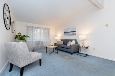 74 Beach St unit 6-12, Woburn, MA 01801 - photo 3