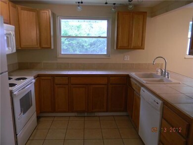 unlisted-address, Columbus, OH 43229 - photo 7