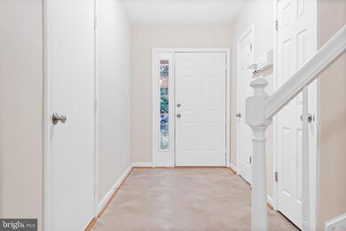 13908 Ludington Place, Centreville, VA 20121 - photo 3