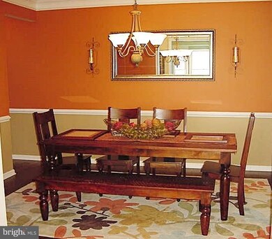 23014 Caterham Dr, Ashburn, VA 20148 - photo 4