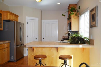 1540 NW Jackpine Ave, Redmond, OR 97756 - photo 3