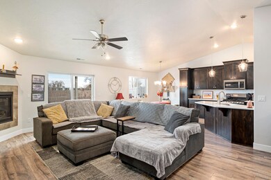 1825 N Lund Hwy #1-16
