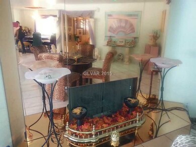 3752 Forestcrest Dr, Las Vegas, NV 89121 - photo 3