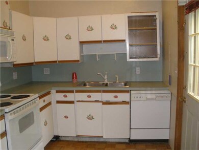 71 Steere Rd, Chepachet, RI 02814 - photo 2