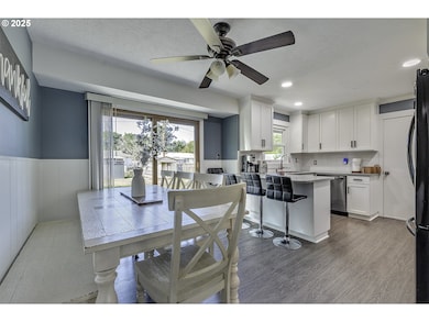 2221 SE 185th Ave, Portland, OR 97233 - photo 6