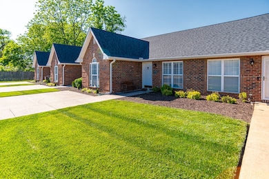 621 E Lane St, Shelbyville, TN 37160 - photo 4