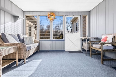 1 Robert Rd, Danvers, MA 01923 - photo 4