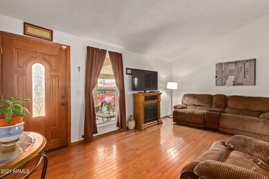 5544 W Mission Ln, Glendale, AZ 85302 - photo 5