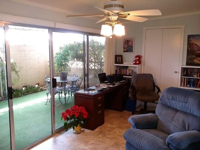 10910 W Santa fe Dr, Sun City, AZ 85351 - photo 4