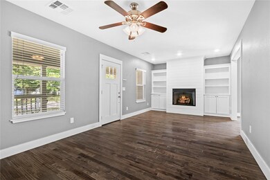 712 N 3rd St, Rogers, AR 72756 - photo 3