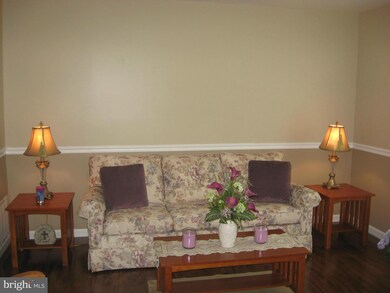 7592 Braemar Ct, Sykesville, MD 21784 - photo 3