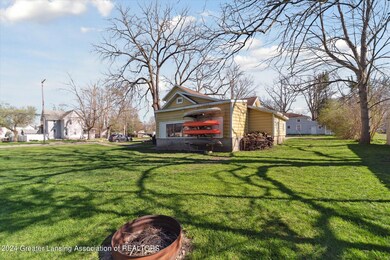 28-801-N-Clinton-Ave-St-Johns-MI-48879-W