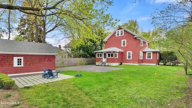 EXTERIOR - BACKYARD