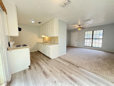 714 N Derby St unit 102, Denison, TX 75020 - photo 7